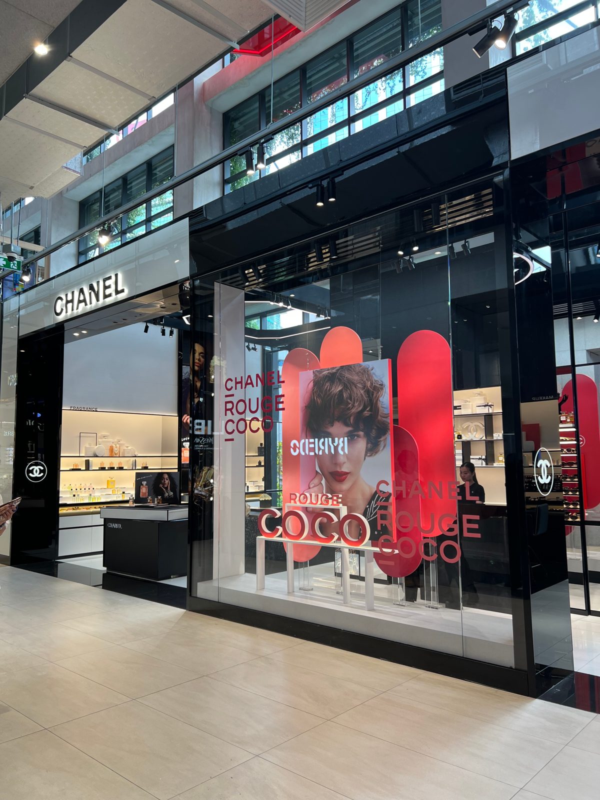 Luxury Retail & Beauty