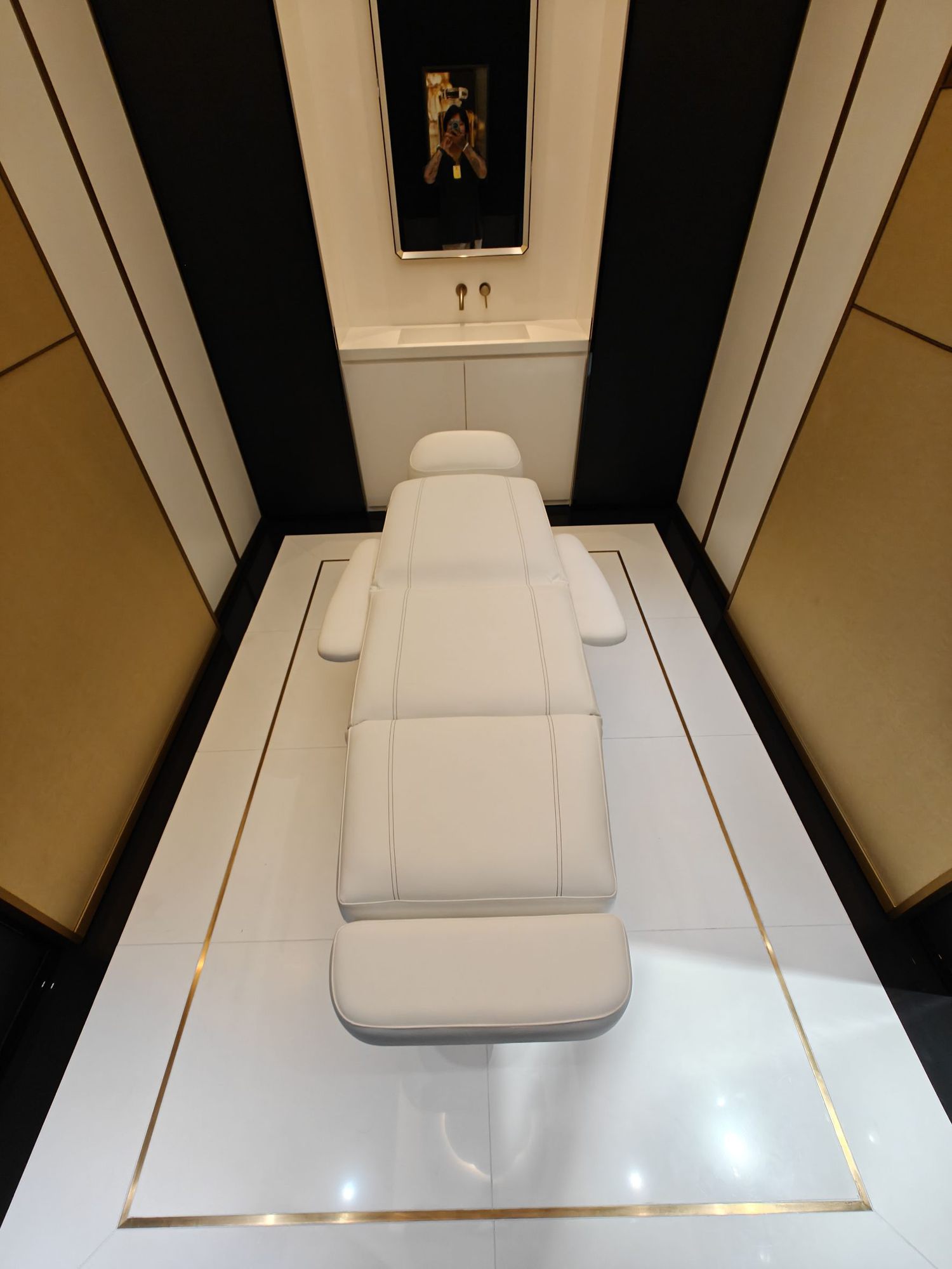 Chanel Cabin @ The Emporium