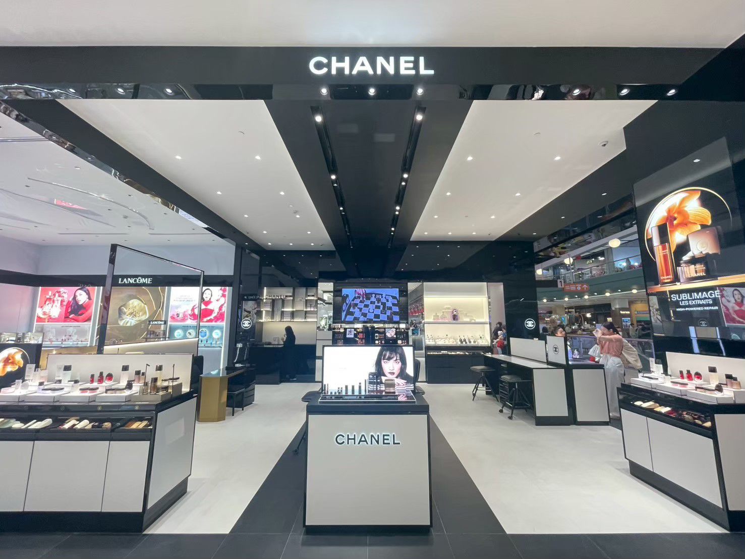 Chanel @ Central Chaengwattana