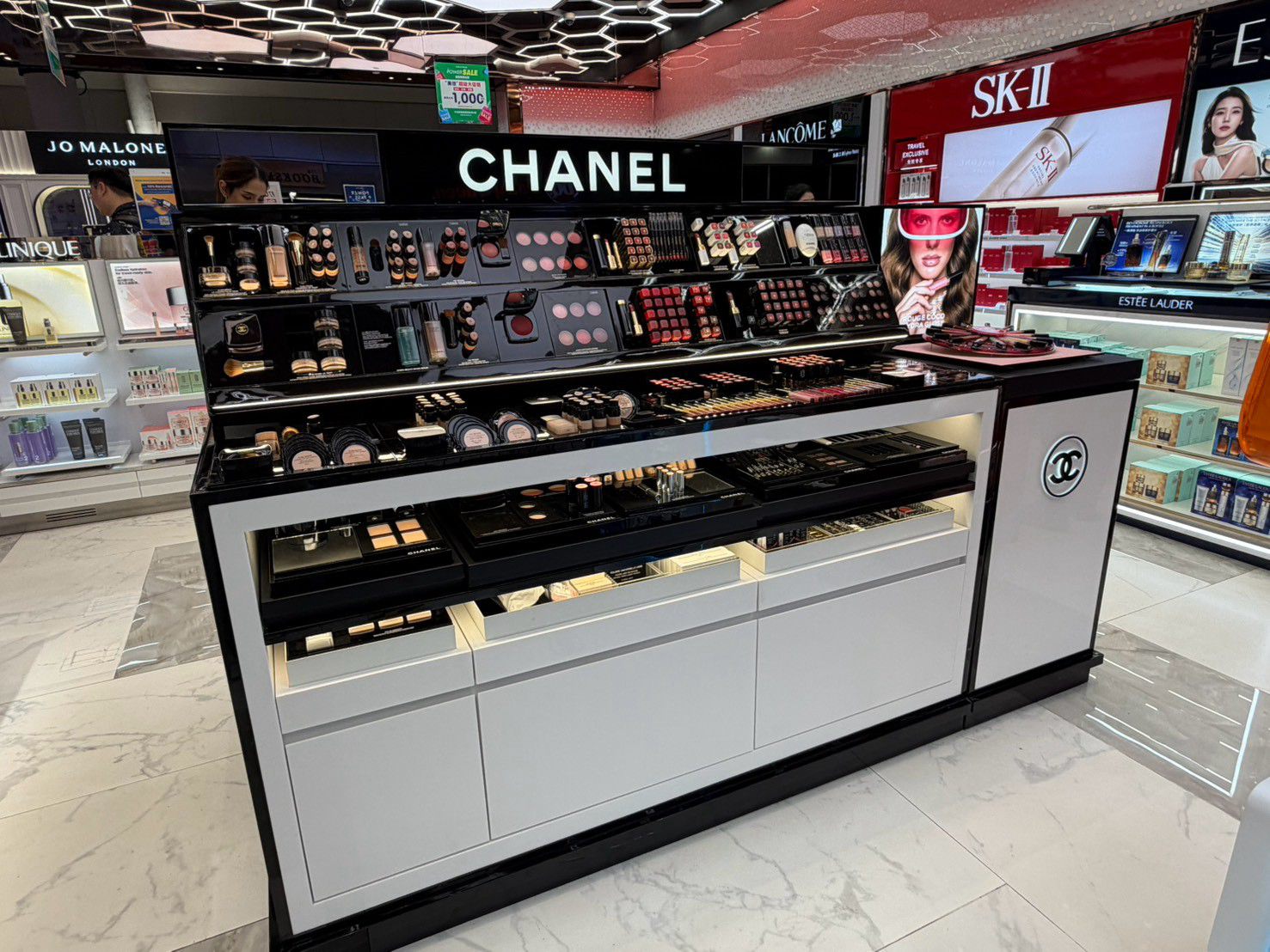 Chanel @ Chiang Mai Airport