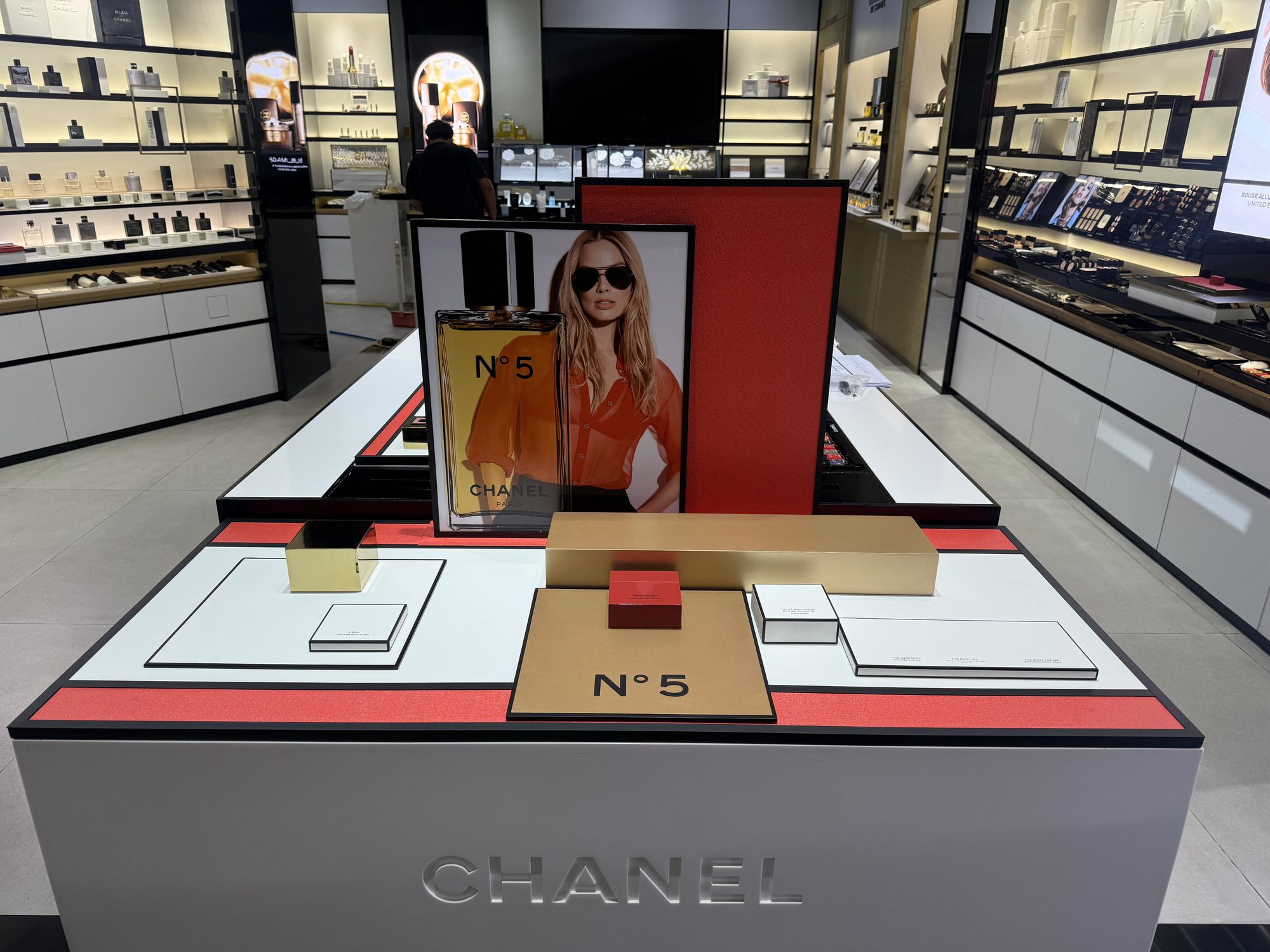 Chanel Visual Merchandising