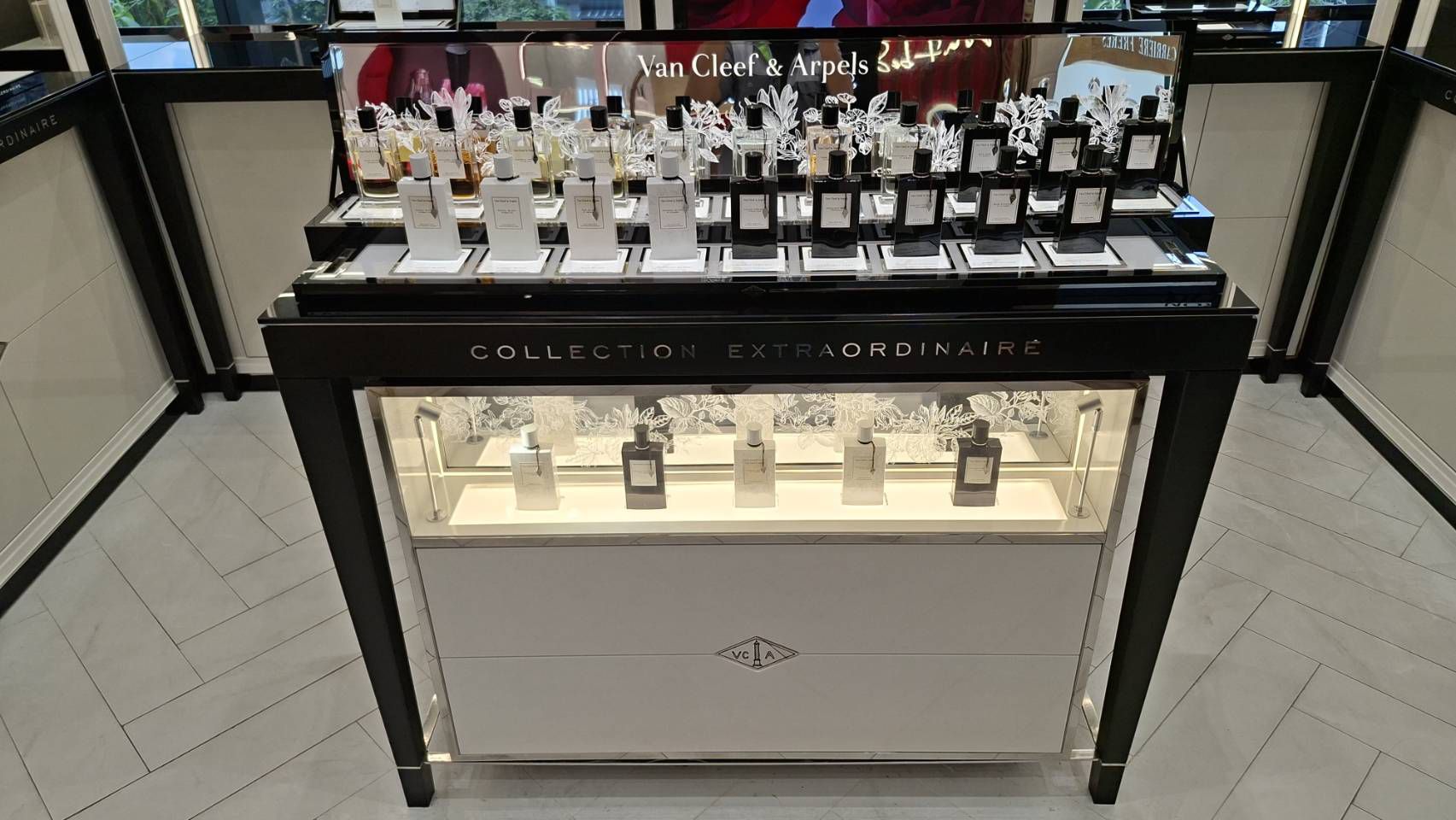 Van Cleef & Arpels — Fragrance Fixtures
